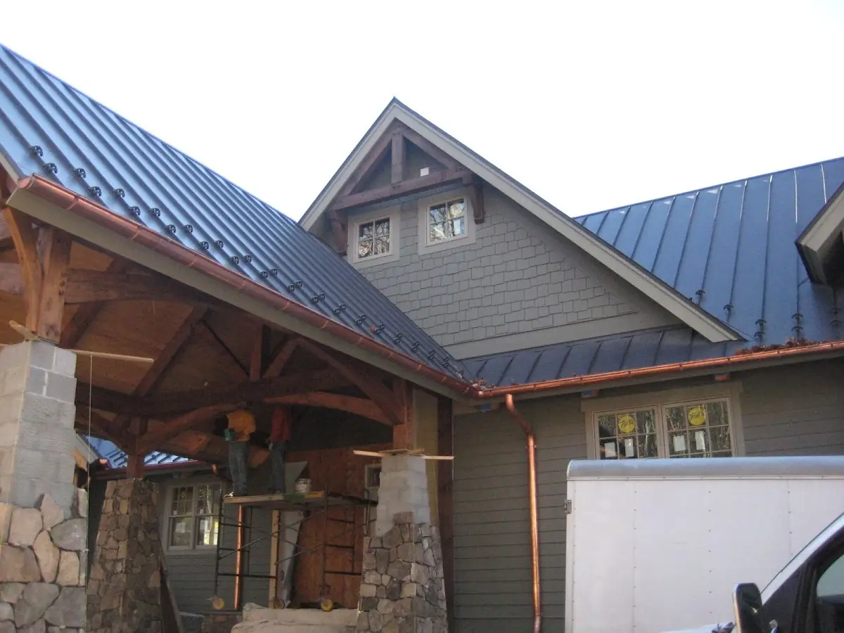 Craftsman Roofing team delivering quality roofing work in North Great River